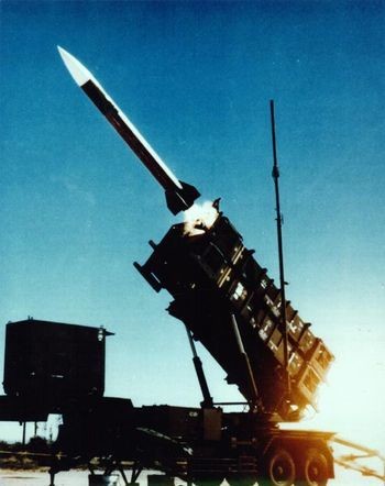 軍事とIT 第453回 弾薬と発射装置(16)ミサイル防衛・破片弾頭か、直撃か