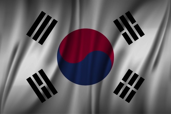 韓国の文在寅が「歴代大統領最高支持率」で任期満了の謎を探る