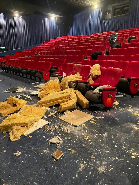 トップガン マーヴェリック上映中に映画館の天井崩れる「映画の演出かと思った」