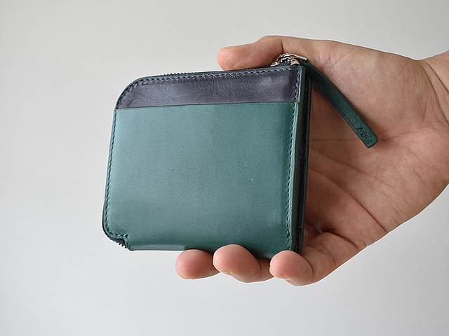 最小+6mmでぐっと使いやすくなったミニ財布「 Paradigm」