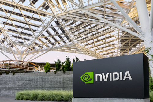 NVIDIA 5〜7月期決算、過剰在庫が重荷、次世代製品やゲーミング新市場にも言及