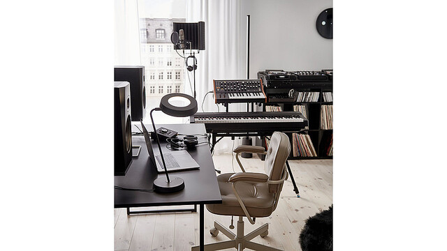 IKEAが人気EDMアーティストとコラボして、音楽専用のクールな家具シリーズを限定リリース