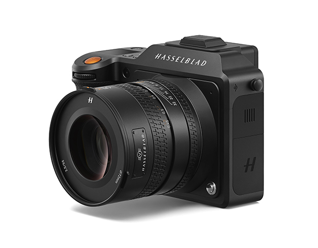 HASSELBLAD、ミラーレス中判デジタルカメラ「X2D 100C」とレンズ3機種を発表