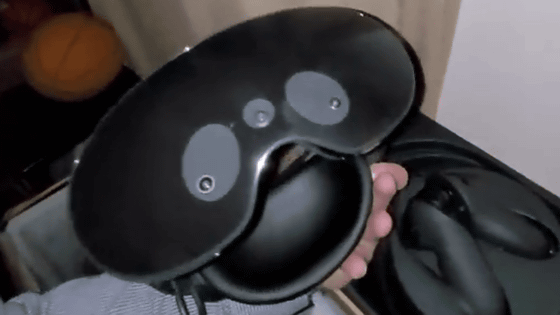 ホテルに置き忘れられてリークされた次世代VRヘッドセット・Meta Quest Proのムービーが公開される