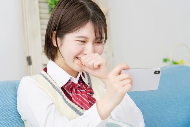 Z世代は「倍速」での動画視聴が普通！？ 快適な再生速度は「1.5倍速」…「時間がもったいない」「他のものをみたい」