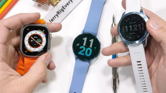 Apple Watch Ultraのサファイアクリスタルの耐久性を他モデルと比較