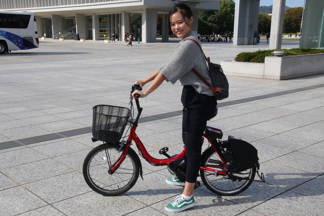 広島の街に残る被曝遺産を地元ガイドと自転車で巡るピースツアー【ひろしま エナジー旅体験ツアー】