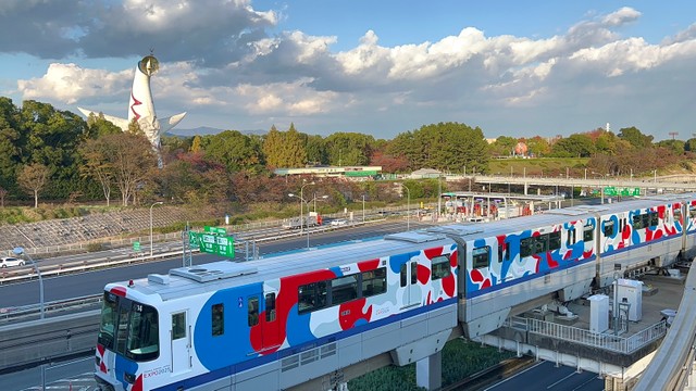 なんだか不思議な世界観？ミャクミャク列車で空を駆ける！ 大阪・関西万博を盛り上げる「EXPO TRAIN 2025」が新登場