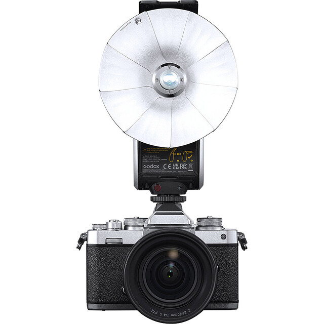 ケンコープロフェショナルイメージング、GODOXのレトロなカメラフラッシュ「Lux Senior/Junior」販売開始