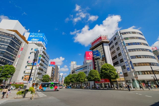 都民以外300人が選ぶ「住んでみたい東京の街」 2位は「品川」、1位は「便利さと自然が共存している街」