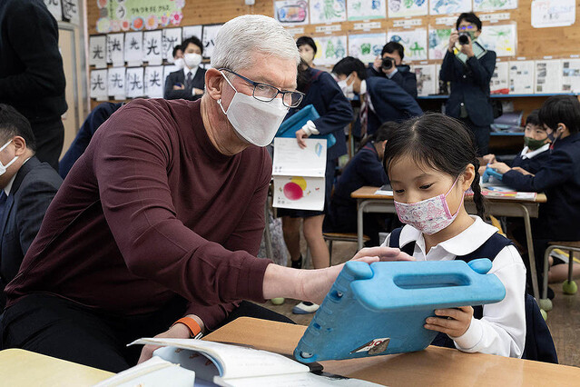 ティム・クックCEO、熊本市の取り組みに手応え「iPadを用いた共同作業が学びを加速」