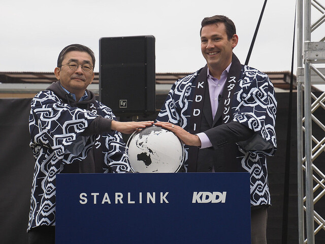 知って納得、ケータイ業界の″なぜ″ 第131回 KDDIが「Starlink」を基地局に活用、衛星通信でモバイル通信インフラはどう変わるのか
