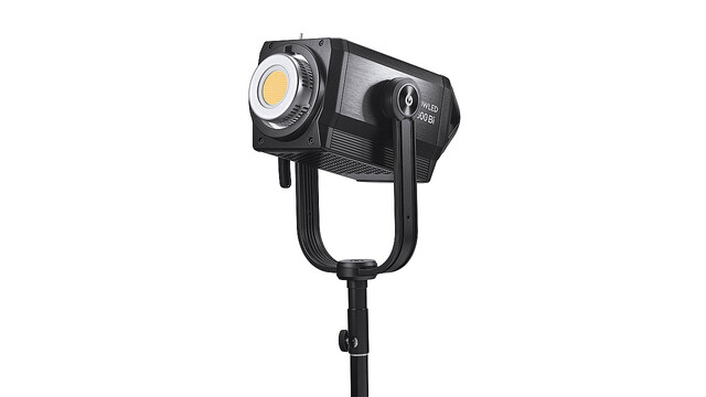 Godox、バイカラーモデルの大光量LEDライト「M600 Bi」発売。繊細な調光、高い演色性を実現