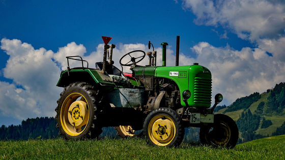 「修理する権利」を認める合意書に農機具メーカーのジョン・ディアが署名、認定ディーラーで修理を数週間待つ状況が改善か