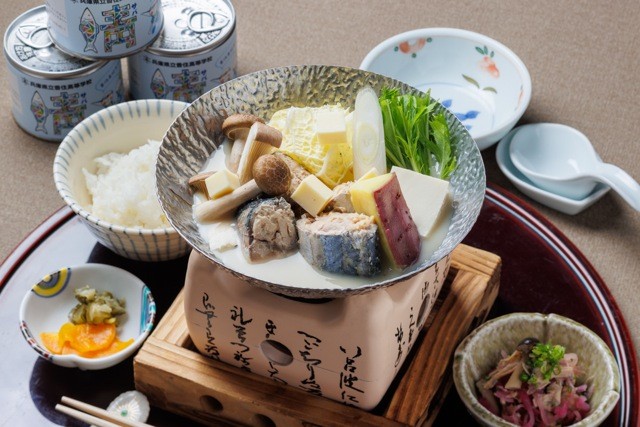 水産系学科の高校生たちが作ったサバ缶が、神戸のホテルで「プロの料理」に 素材の味わいにシェフも奮起