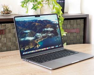 新型MacBook Airがスゴイ。高すぎるけど我慢できず購入、旧モデルとの違いに驚き