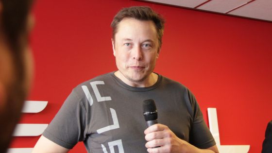 イーロン・マスクは「自分のツイート表示回数を増やすための特別システム」を開発させている