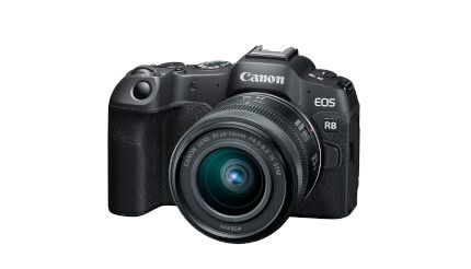 キヤノン、Rシリーズのフルサイズミラーレスカメラで最軽量の「EOS R8」発売