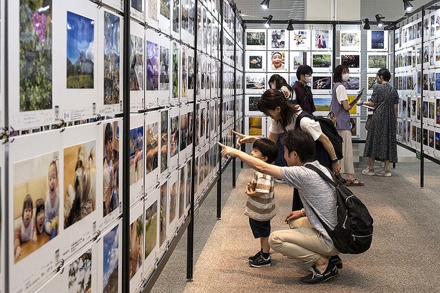 富士フイルム、“PHOTO IS”写真展を開催 「なつかしいあの頃」部門が復活