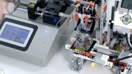 「レゴ」を使って人間の皮膚組織などを立体的に作成できる3Dバイオプリンターを作り出すことに成功