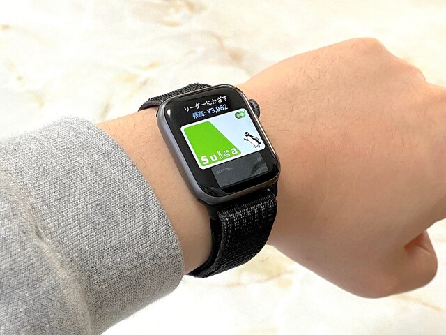 Apple Watchの「決済機能」を解説！ iPhoneなしでもSuicaなどで買い物ができて便利