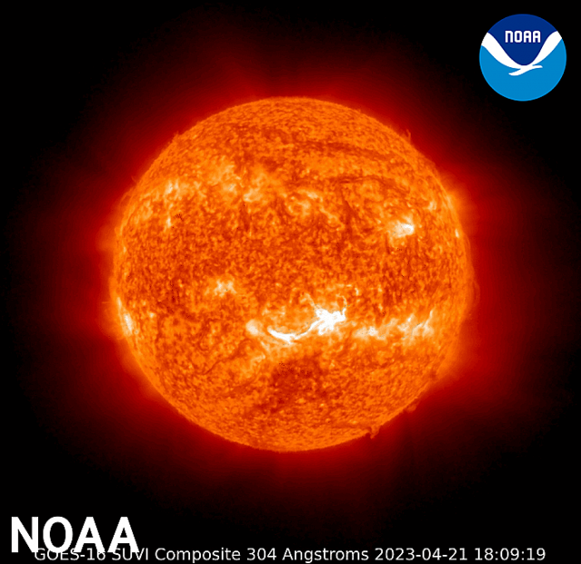 北緯35度付近でオーロラ見える可能性も 太陽活動活発化で NOAA