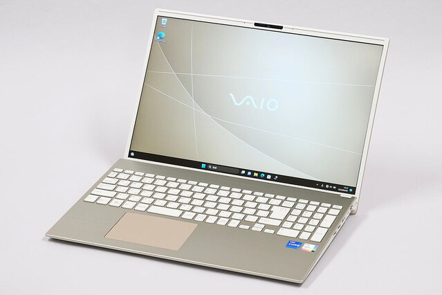 「VAIO F16」レビュー – VAIOが考える新しい「おうち向けパソコン」って？