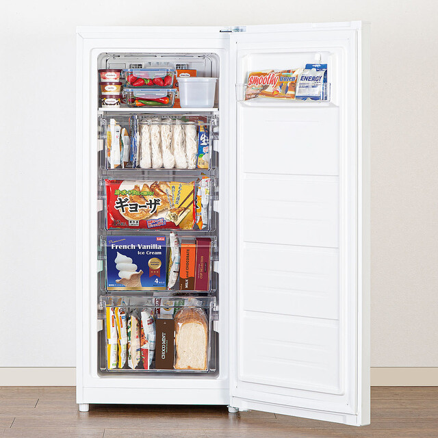 ニトリ、2台目向けのスリムな125L冷凍庫 – 直販44,900円