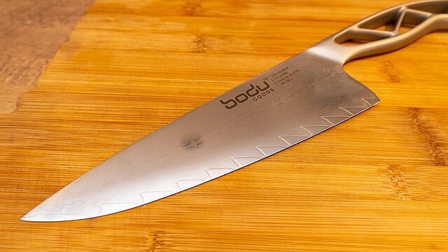 ダマスカス包丁「BODU」シリーズのユーティリティ・ナイフの切れ味をレポート