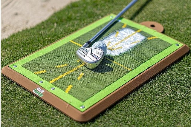 スイングの癖を見抜くゴルフ練習器具「DIVOT DADDY PRO」のキャンペーンが終了間近