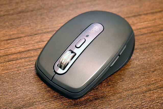 ロジクール、静音スイッチ搭載の小型高性能マウス「MX ANYWHERE 3S」