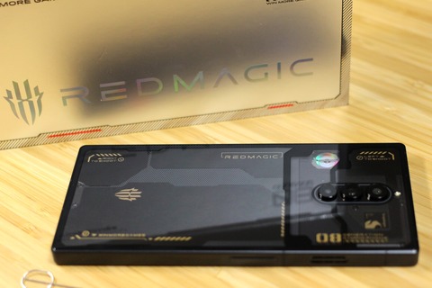 Nubia、ゲーミングスマホ「REDMAGIC 8 Pro」の日本向け製品を6月19日12時より4千円値下げ！Matteが10万7800円、Voidが13万2800円に