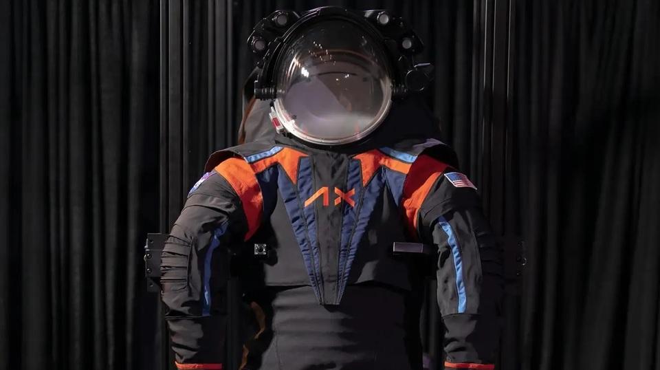 NASA、次世代型宇宙服を開発中の2社に別バージョンも発注へ