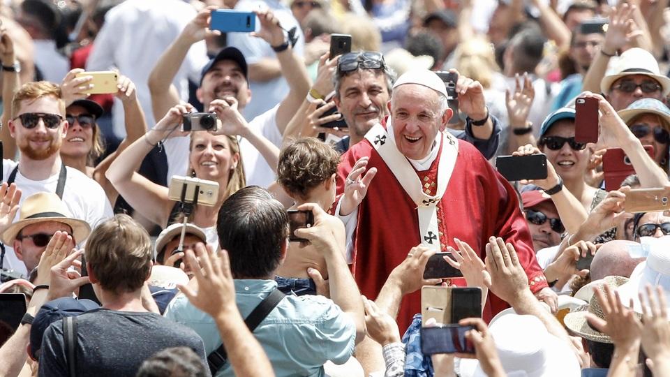 バチカンもAIを無視できない。教皇がAI倫理ハンドブックを発表
