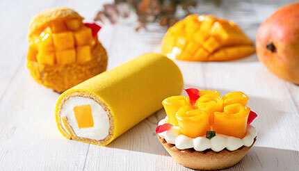 マンゴーを贅沢に使ったロールケーキを夏季限定で、横浜インターコンチネンタルが販売