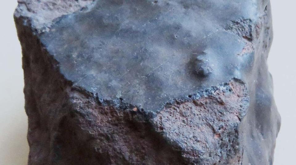 「なんか見覚えが…」落下した隕石を詳しく調査→まさかの地球出身の“隕石”だった