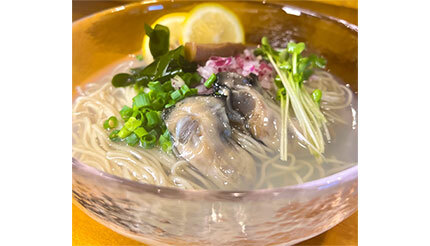 横浜で夏季限定の「牡蠣塩冷やしラーメン」