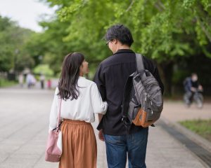 “平凡なのに、なぜか女性にモテる人”の共通点。覚えておきたい「セクハラにならない振る舞い」