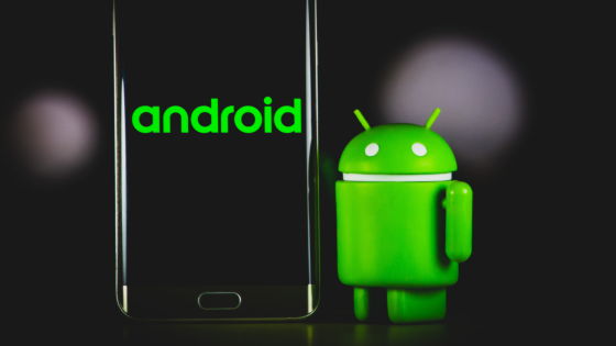 Android 14ではスマートフォンをPCに接続してウェブカメラとして利用可能になることが判明