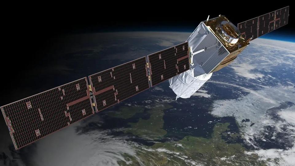 レーダーが捉えた衛星の儚いラストシーン。大気圏再突入前の姿をGIFで公開