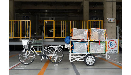 Amazon、リヤカー付き電動アシスト自転車を活用した配達サービス開始を発表