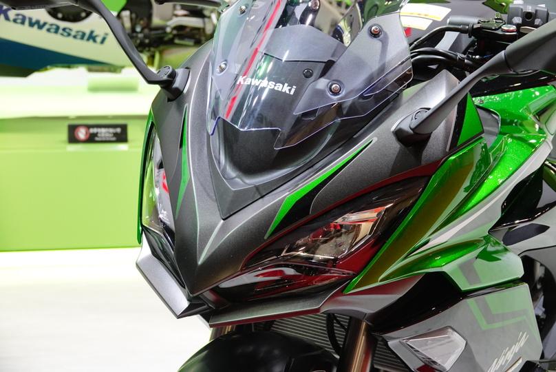 トレンドは昆虫顔｡バイクのヘッドライトデザインが変わってきている #JapanMoblityShow