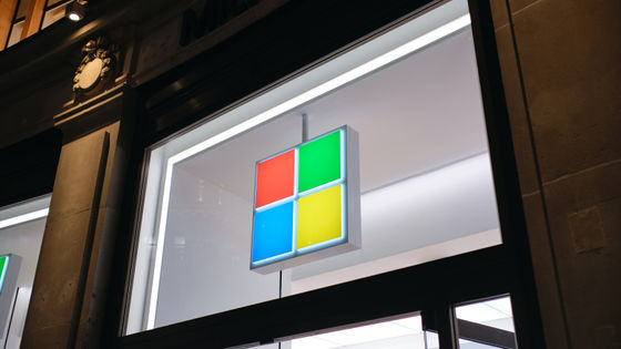 Microsoftのサティア・ナデラCEOが「Windows Phoneや携帯電話事業からの撤退は間違いだった」と認める