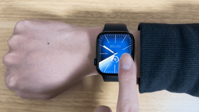 Apple Watchのスワイプによる文字盤切り替え、まもなく復活するって