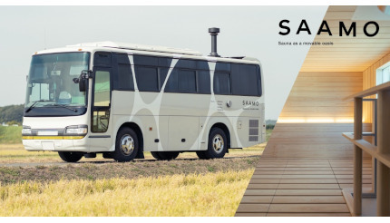 薪サウナや温冷水シャワーなどを備えた移動空間「SAAMO」完成、中古バスをリノベ