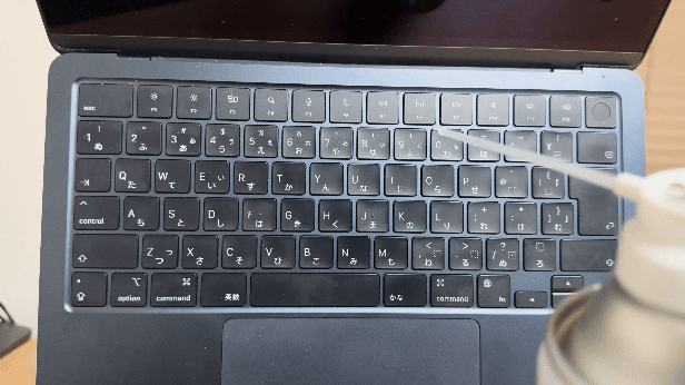 MacBookのキーボードを掃除するときにやらないといけないこと