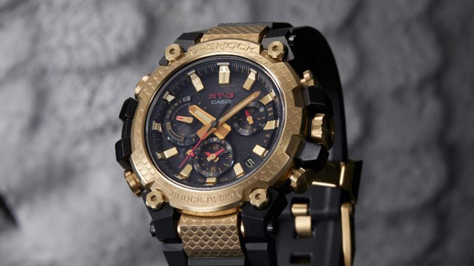 一番カッコいいのは「金の龍」。このG-SHOCKはタフすぎる