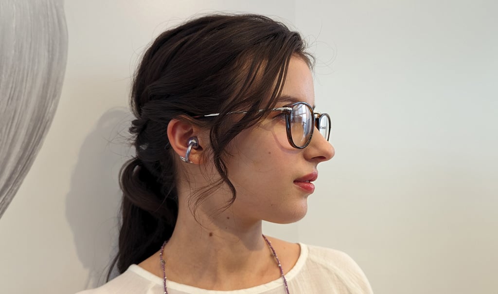 耳をふさがないイヤーカフ型完全ワイヤレスイヤホン 「HUAWEI FreeClip」が2月20日に一般発売へ
