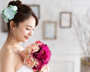 結婚式に元カノが現れて…二次会で放った爆弾発言に全員ドン引き――仰天ニュース・トップ5