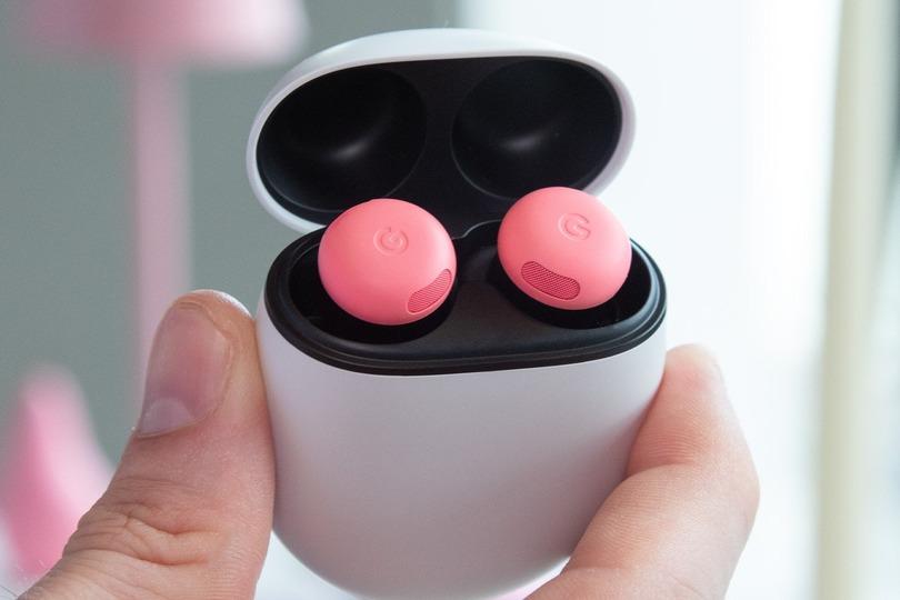 「Pixel Buds Pro 2」の装着感が大幅にアップ。デザイン変更は正解でした